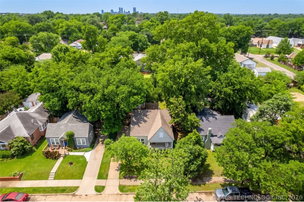 216 S Knoxville Avenue Tulsa, OK 74112