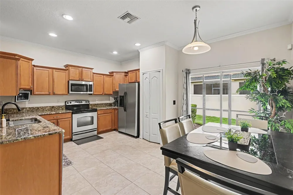 2711 ISABELLA VALLEY COURT Brandon, FL 33511