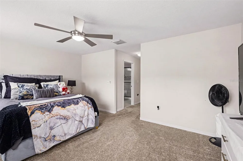 2711 ISABELLA VALLEY COURT Brandon, FL 33511