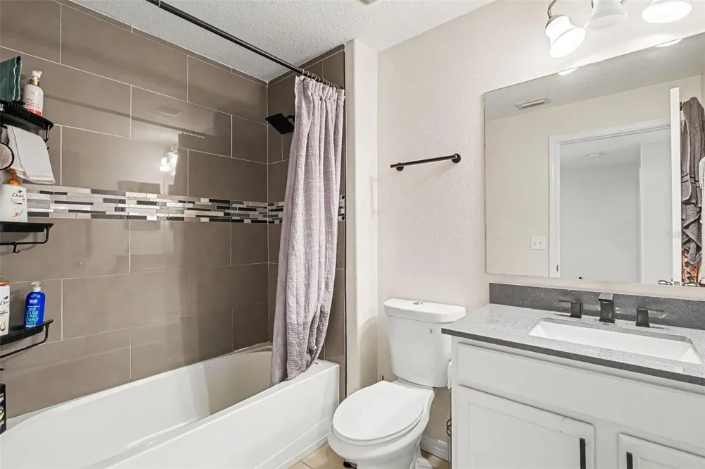 2711 ISABELLA VALLEY COURT Brandon, FL 33511