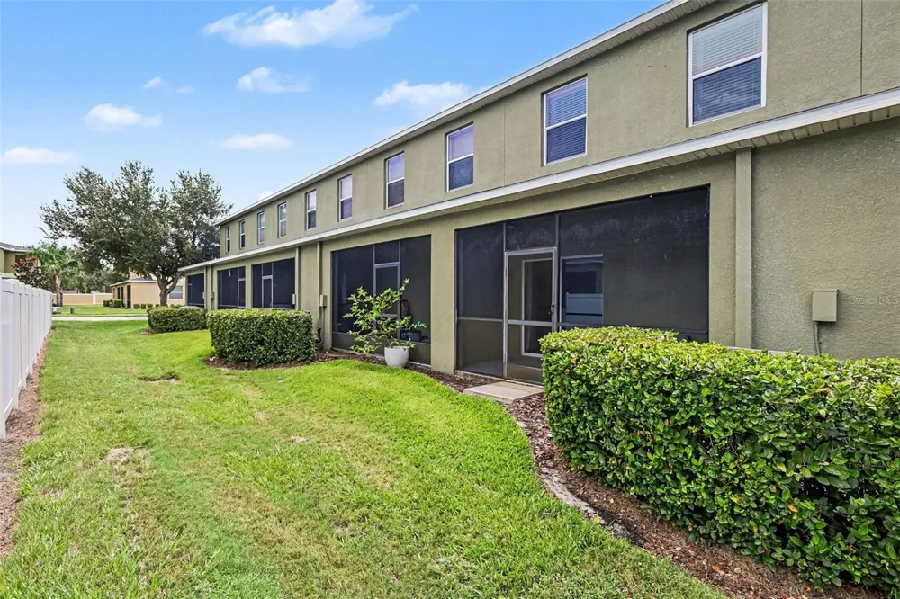 2711 ISABELLA VALLEY COURT Brandon, FL 33511