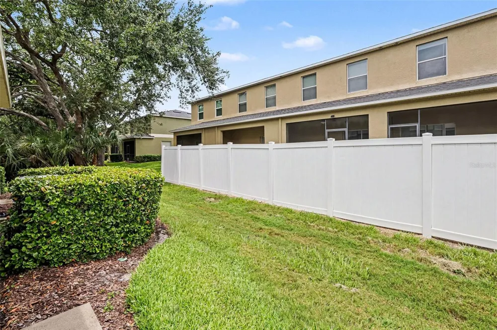 2711 ISABELLA VALLEY COURT Brandon, FL 33511