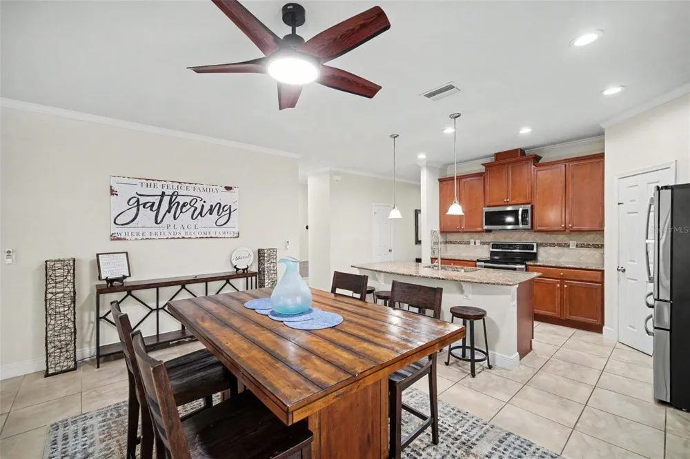 2722 WINGLEWOOD CIRCLE Lutz, FL 33558