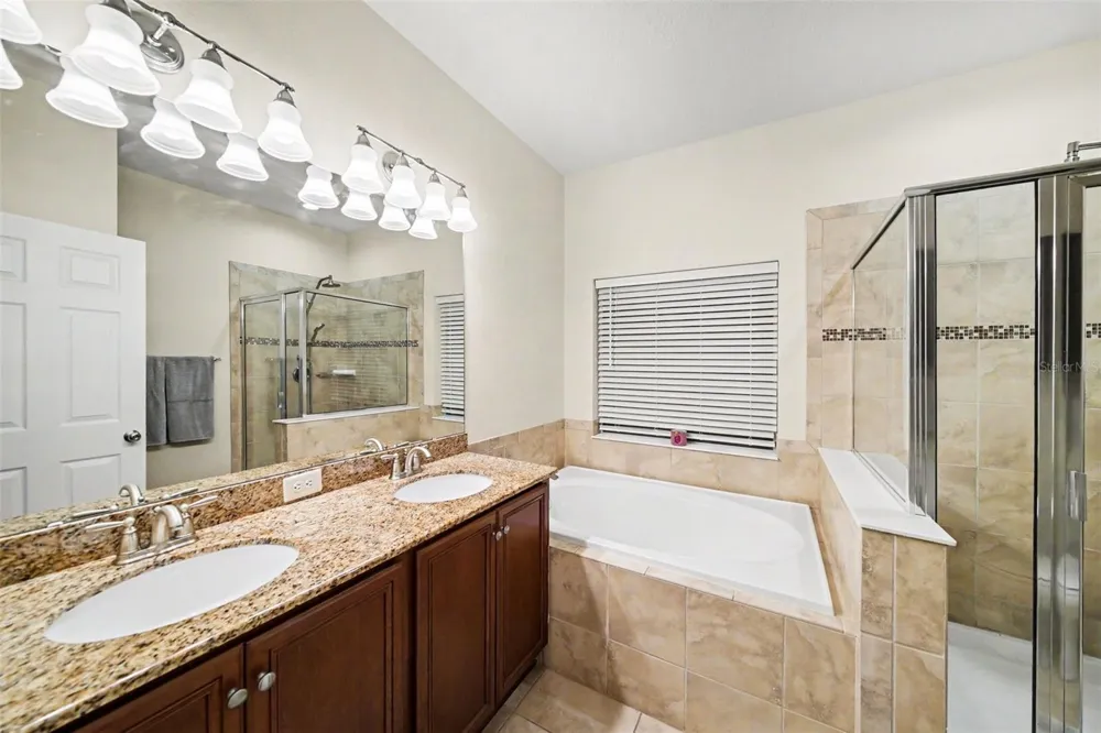 2722 WINGLEWOOD CIRCLE Lutz, FL 33558