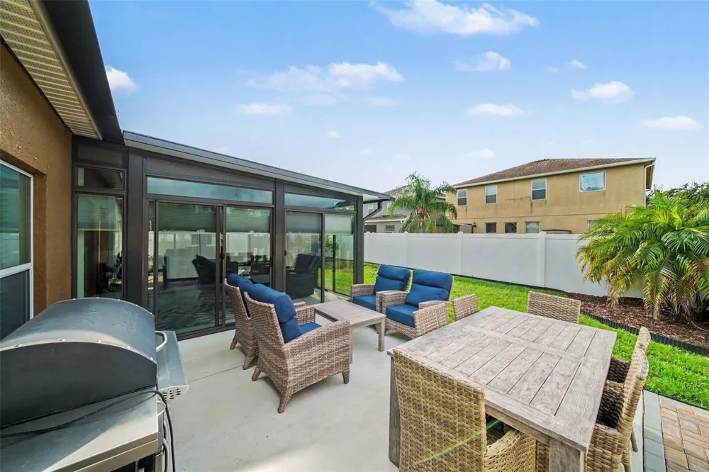 2722 WINGLEWOOD CIRCLE Lutz, FL 33558