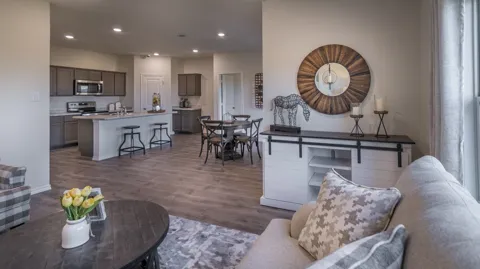 1421 Oak Valley