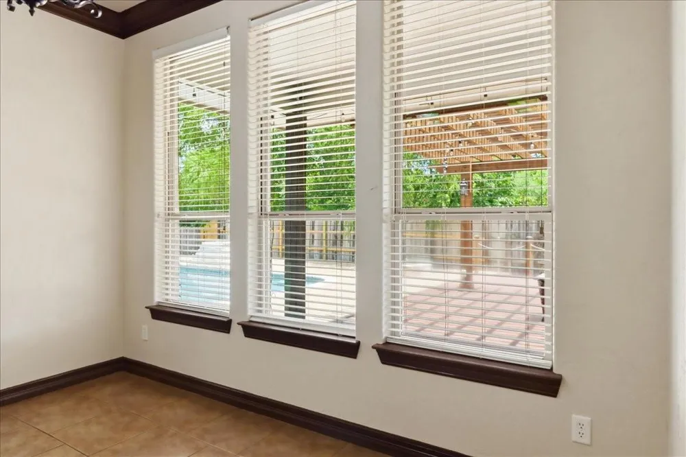 2435 Newark Circle College Station, TX 77845