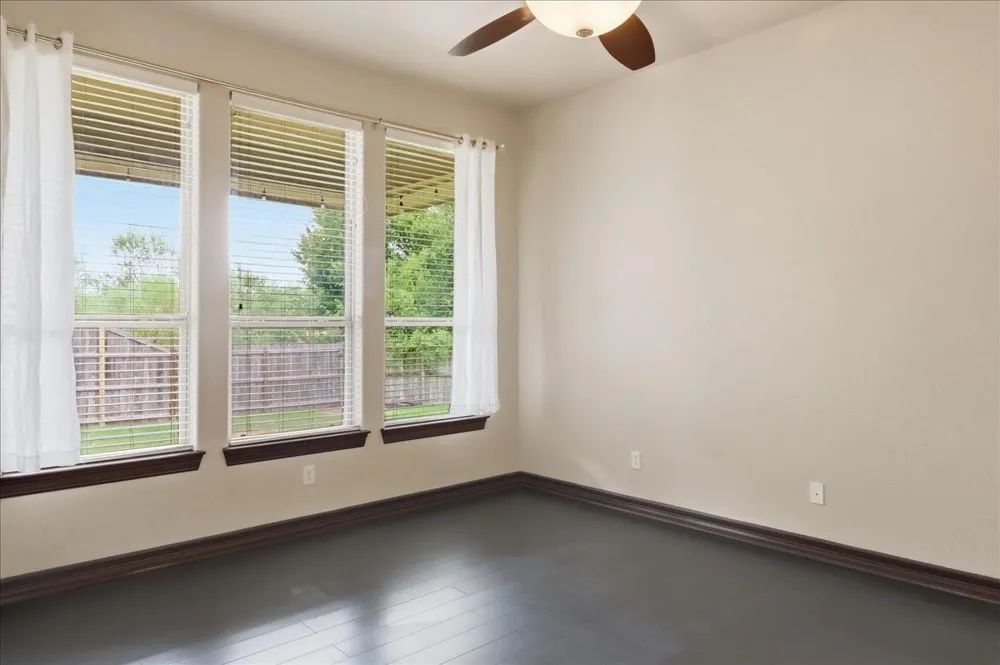 2435 Newark Circle College Station, TX 77845
