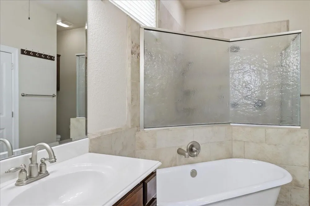 2435 Newark Circle College Station, TX 77845