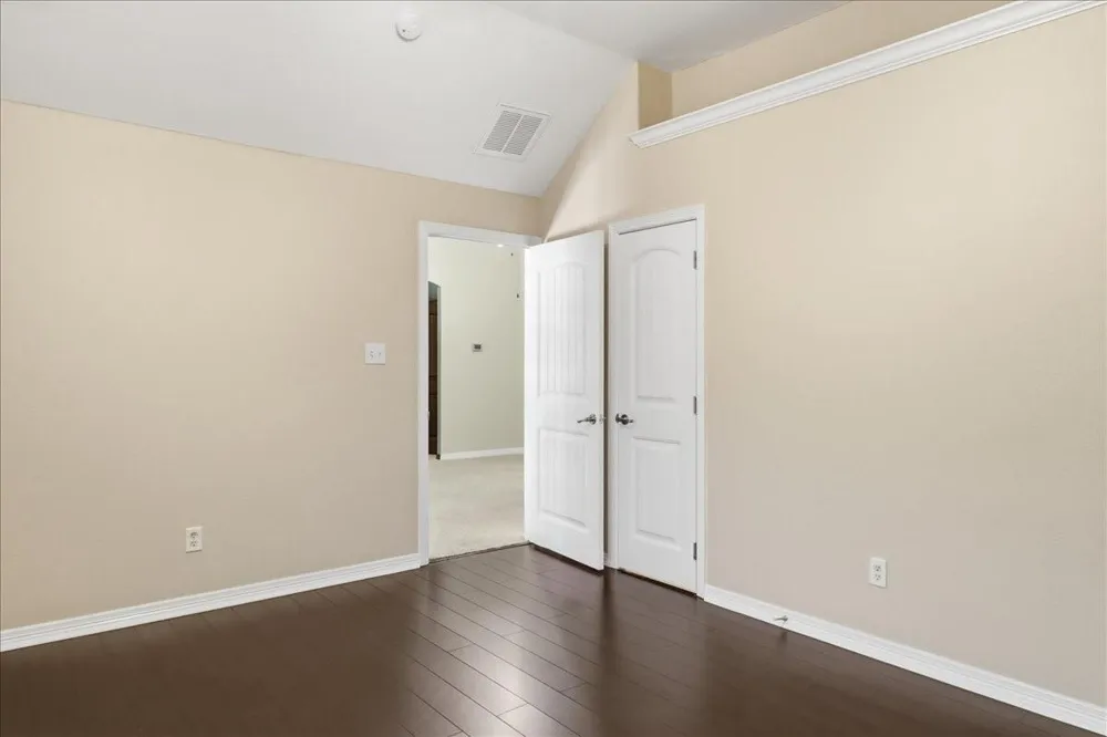 2435 Newark Circle College Station, TX 77845