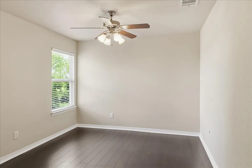 2435 Newark Circle College Station, TX 77845