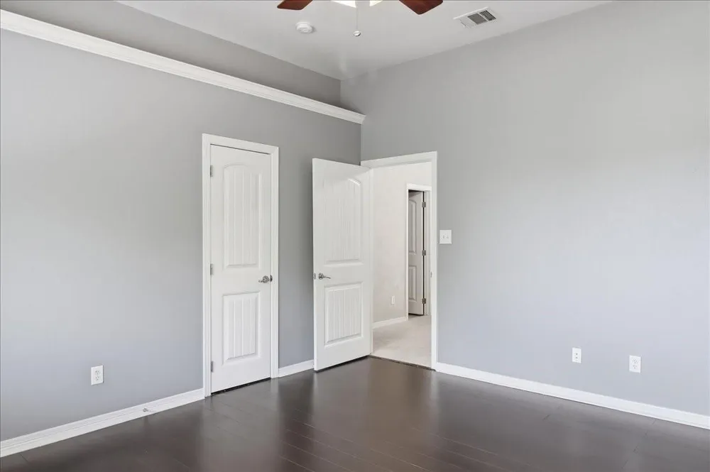 2435 Newark Circle College Station, TX 77845