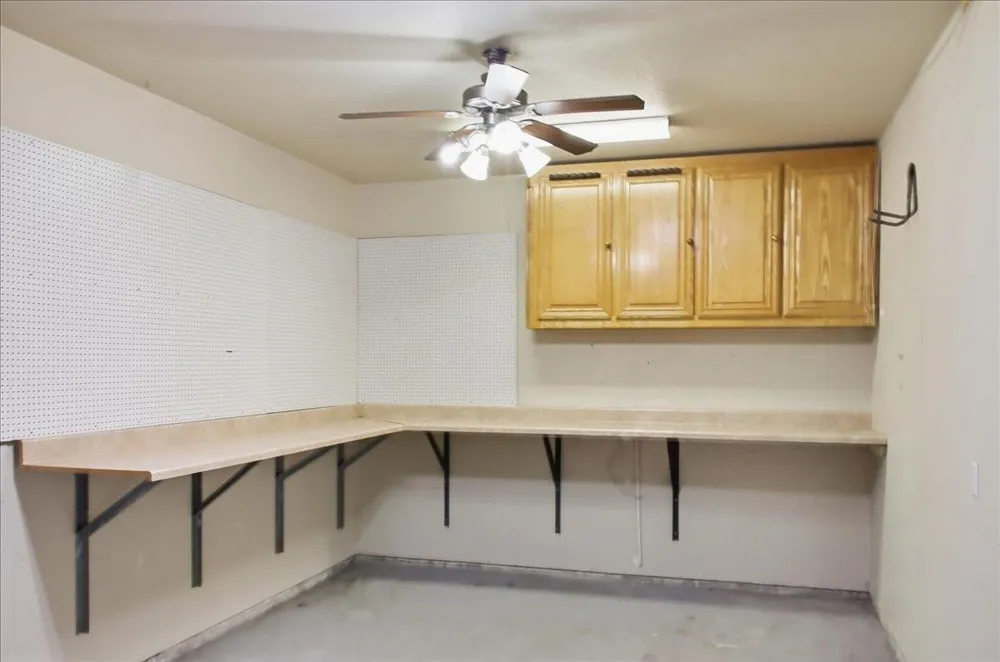 2435 Newark Circle College Station, TX 77845