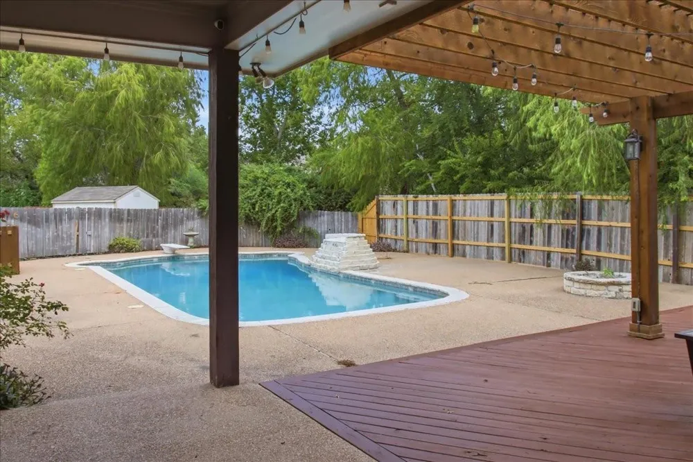 2435 Newark Circle College Station, TX 77845