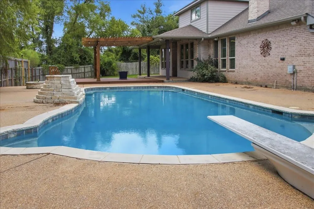 2435 Newark Circle College Station, TX 77845