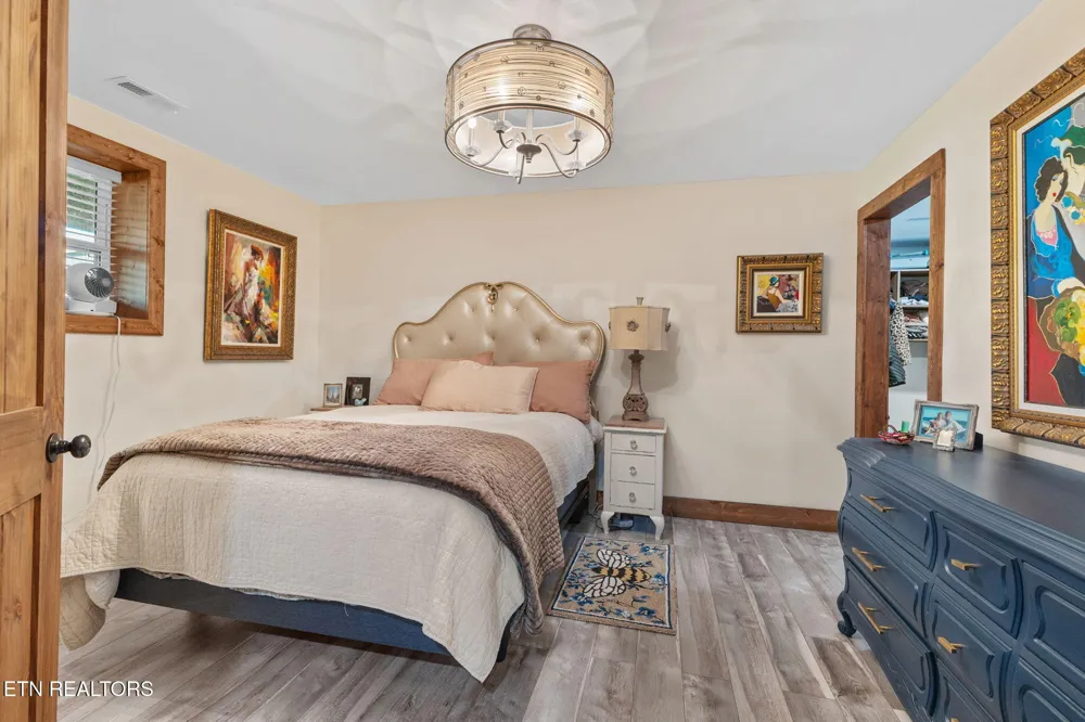 6414 Pine Grove Rd Knoxville, TN 37914