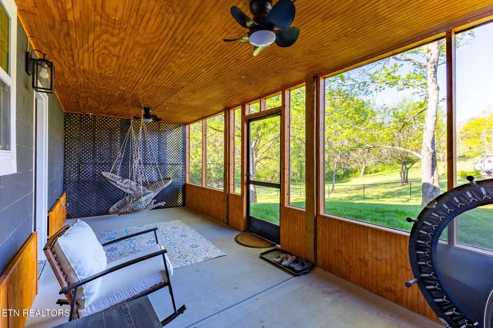 6414 Pine Grove Rd Knoxville, TN 37914