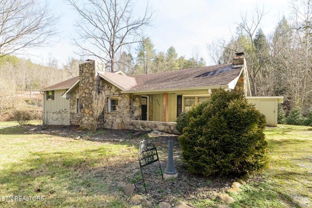 827 Mill Creek Rd Pigeon Forge, TN 37863