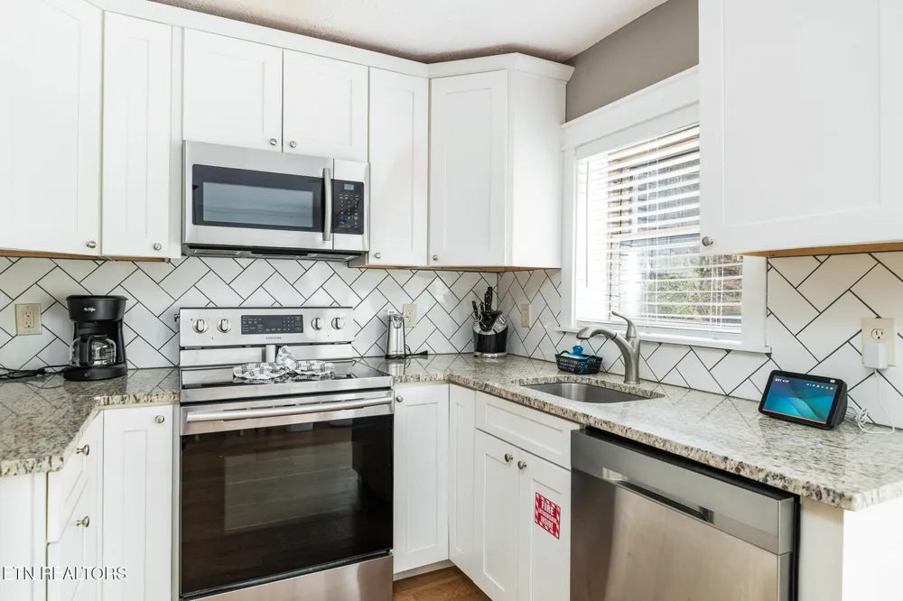 827 Mill Creek Rd Pigeon Forge, TN 37863