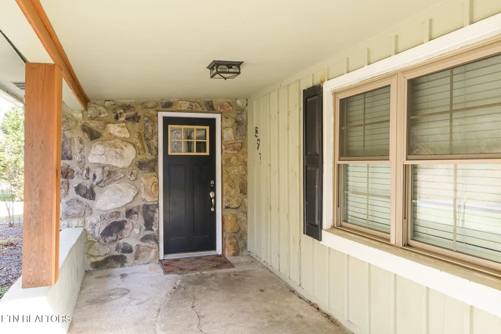 827 Mill Creek Rd Pigeon Forge, TN 37863