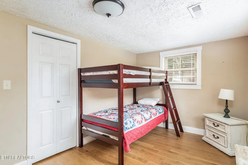 827 Mill Creek Rd Pigeon Forge, TN 37863