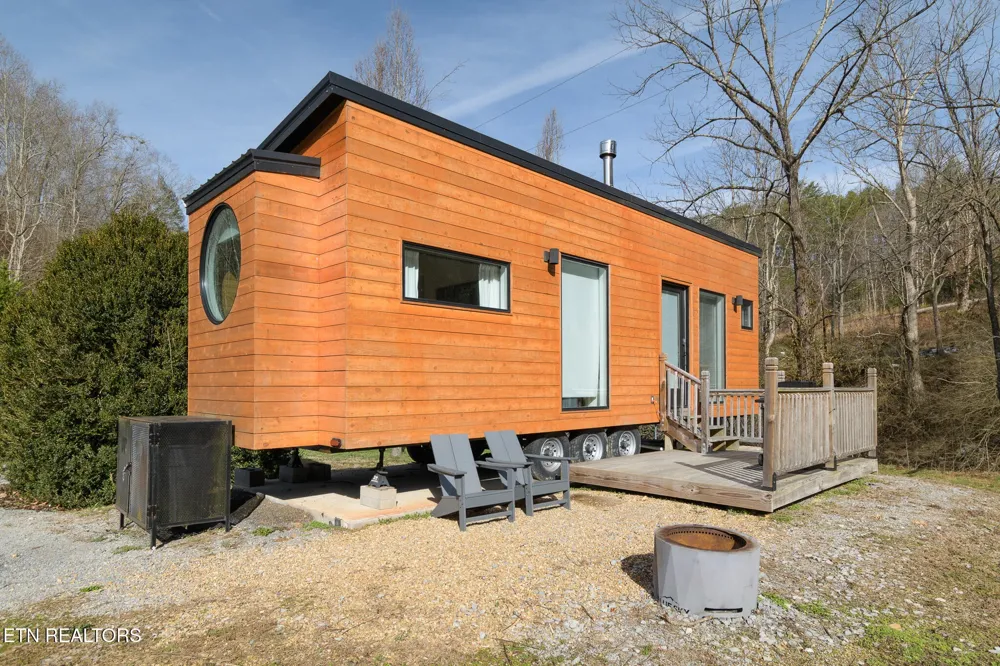 827 Mill Creek Rd Pigeon Forge, TN 37863