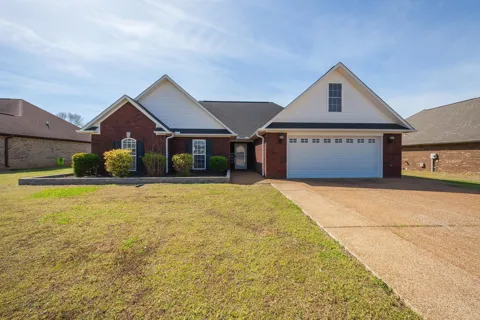 346 VISTA DR