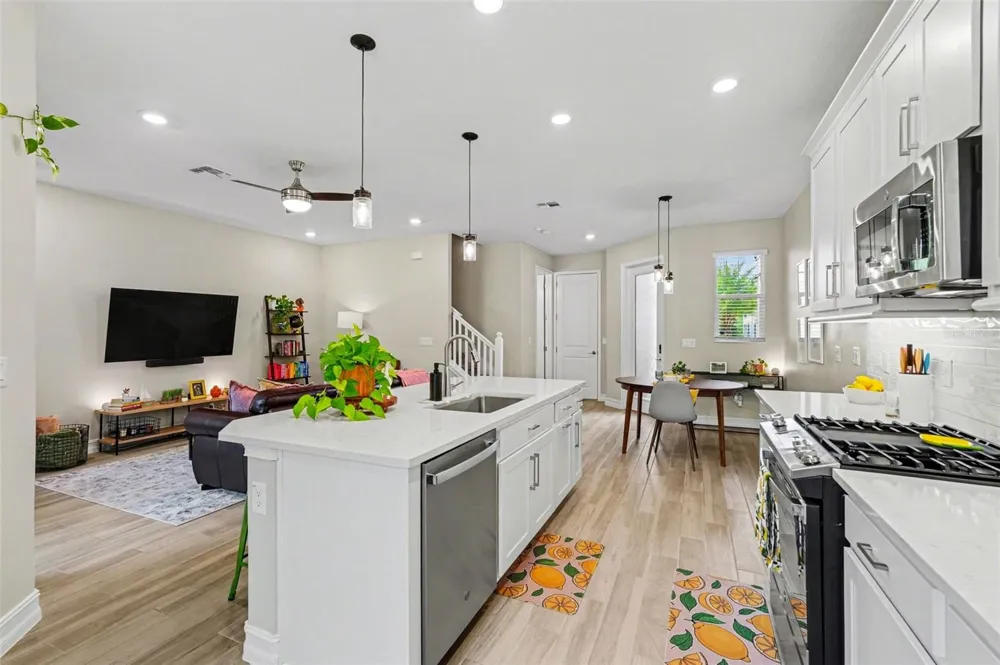5054 SAN MARTINO DRIVE Wesley Chapel, FL 33543