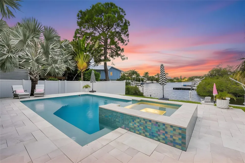 223 PINECREST DRIVE Palm Harbor, FL 34683