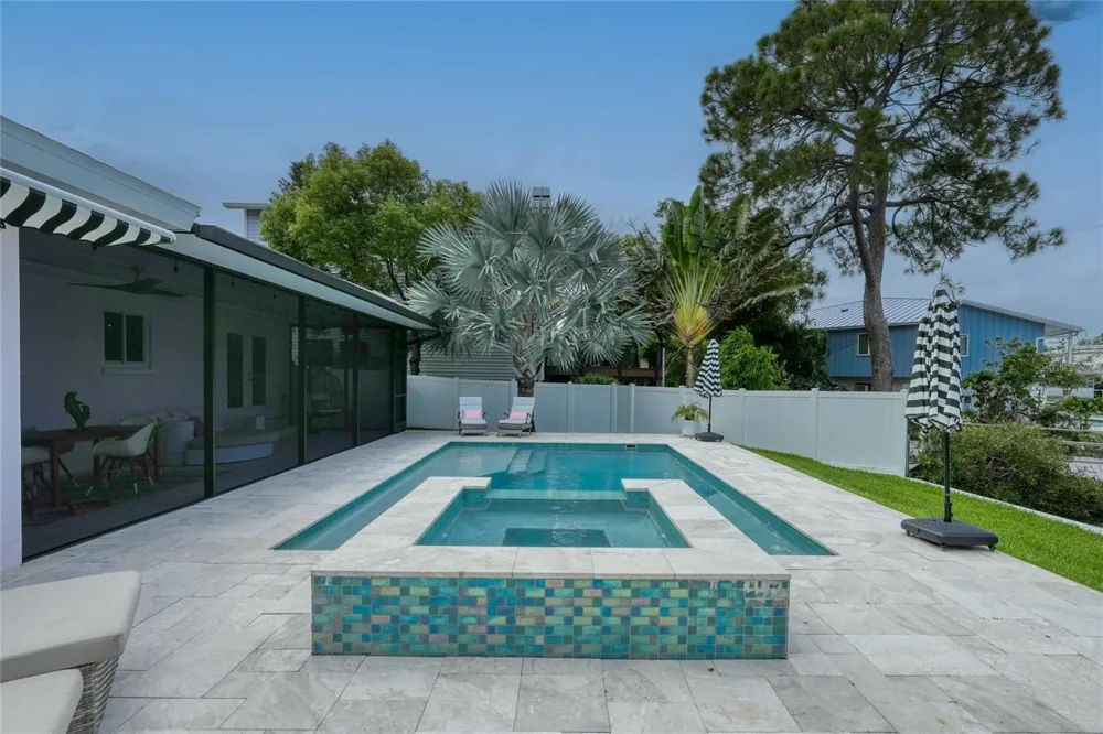 223 PINECREST DRIVE Palm Harbor, FL 34683