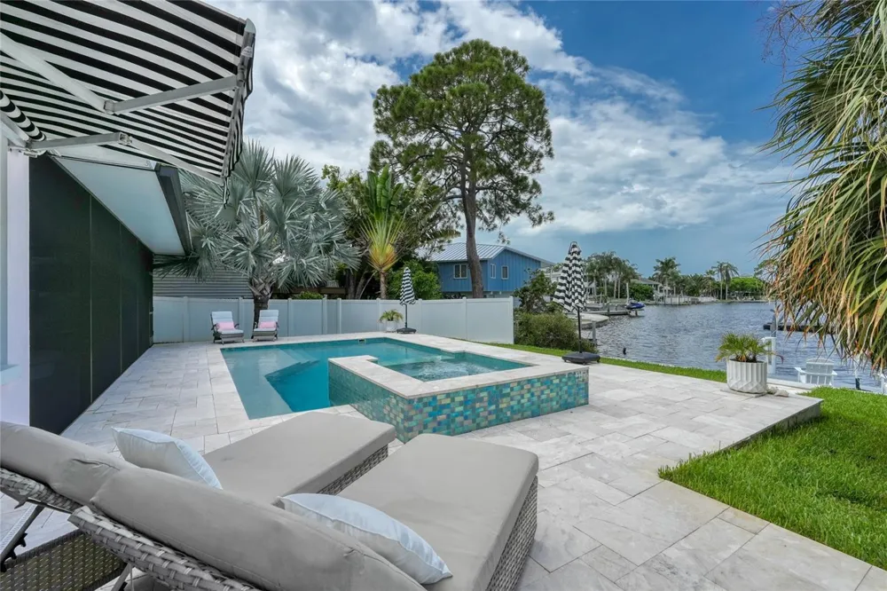 223 PINECREST DRIVE Palm Harbor, FL 34683