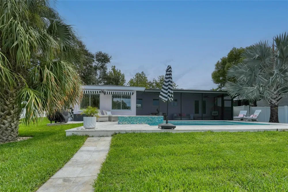 223 PINECREST DRIVE Palm Harbor, FL 34683