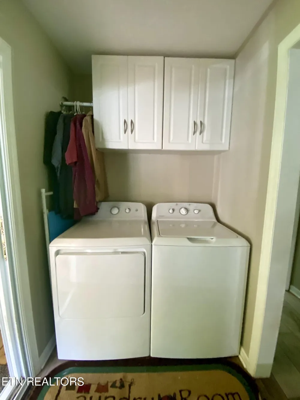 207 Blackburn Lane Lenoir City, TN 37771
