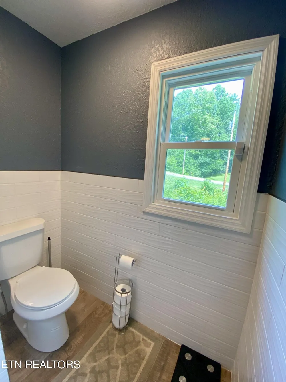 207 Blackburn Lane Lenoir City, TN 37771