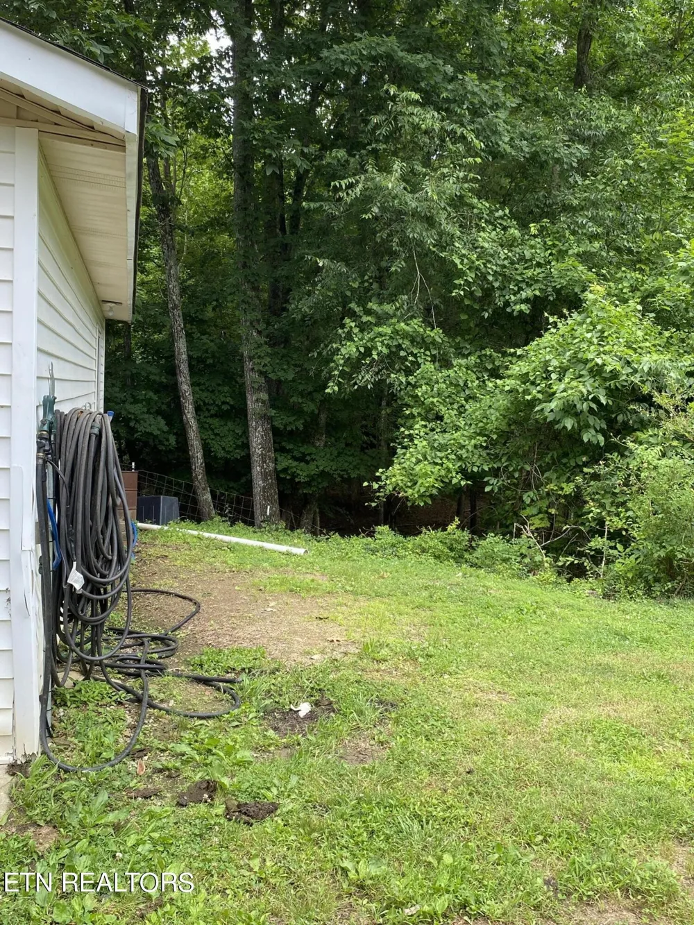 207 Blackburn Lane Lenoir City, TN 37771