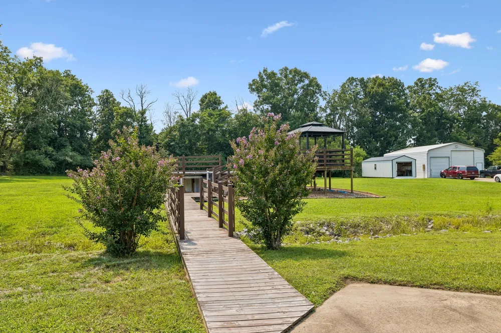 102 Silver Dollar St Lascassas, TN 37085