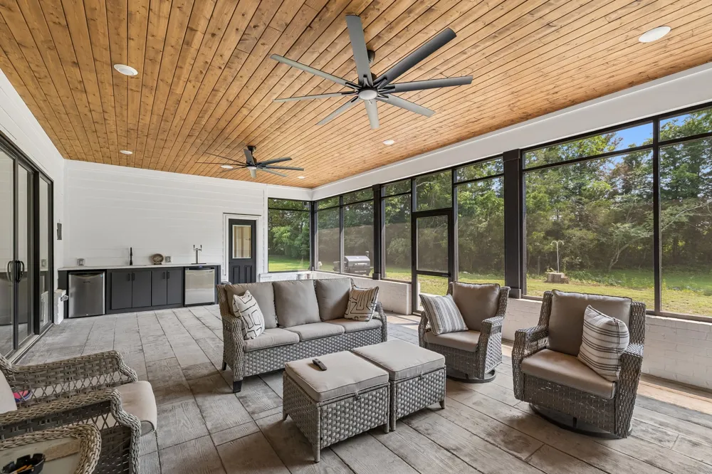102 Silver Dollar St Lascassas, TN 37085