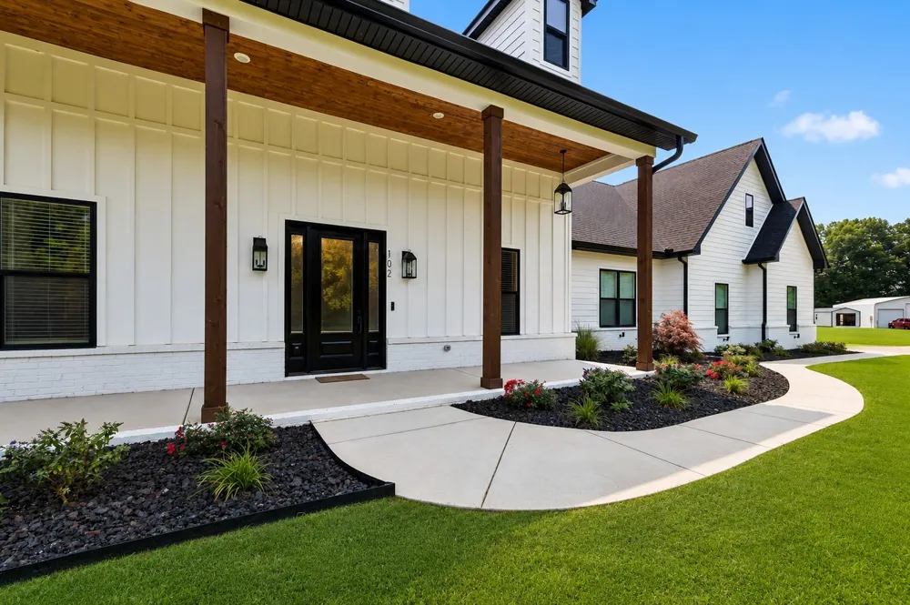 102 Silver Dollar St Lascassas, TN 37085