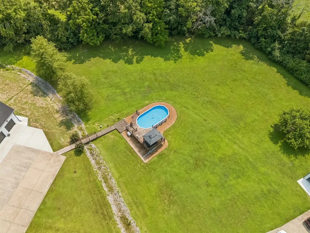102 Silver Dollar St Lascassas, TN 37085