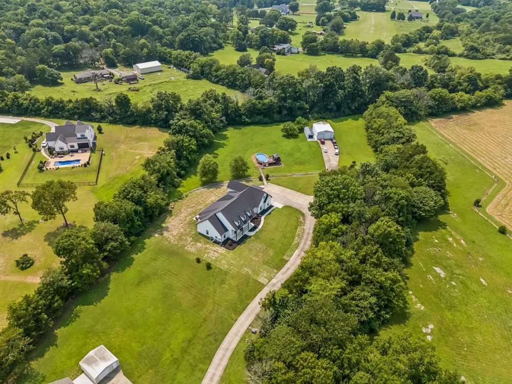 102 Silver Dollar St Lascassas, TN 37085