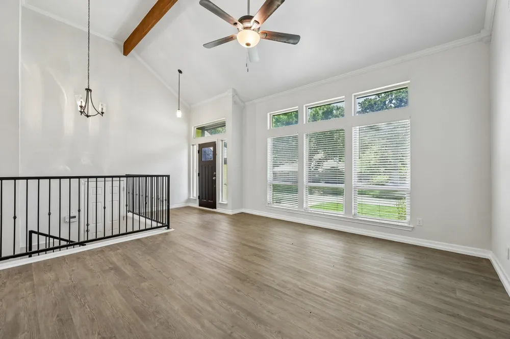 6833 Parkwood Drive North Richland Hills, TX 76182