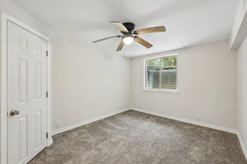 6833 Parkwood Drive North Richland Hills, TX 76182