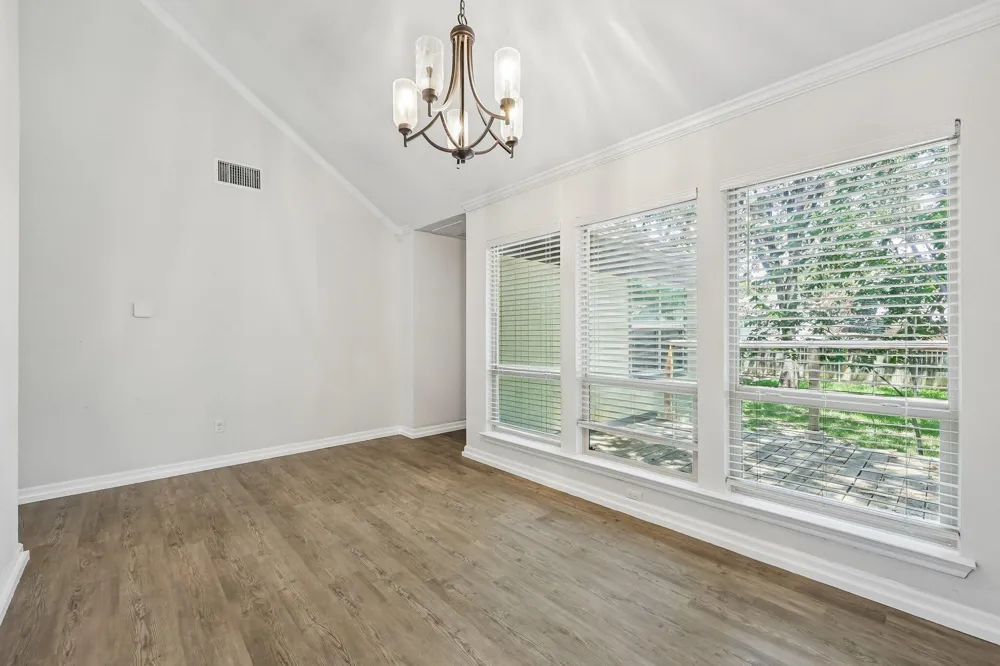6833 Parkwood Drive North Richland Hills, TX 76182
