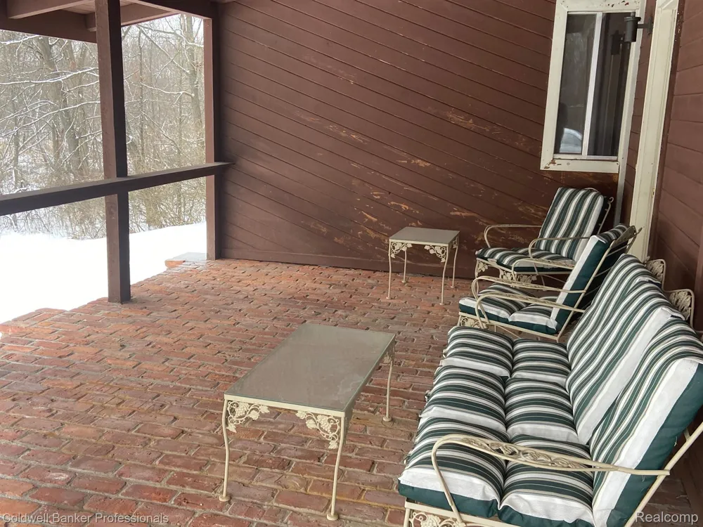 8899 DWYER ROAD Hartland Township, MI 48855