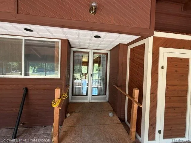 8899 DWYER ROAD Hartland Township, MI 48855