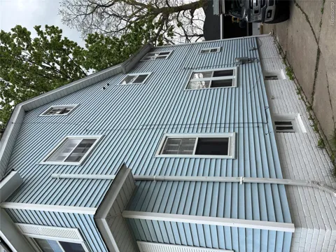121 Jones Street
