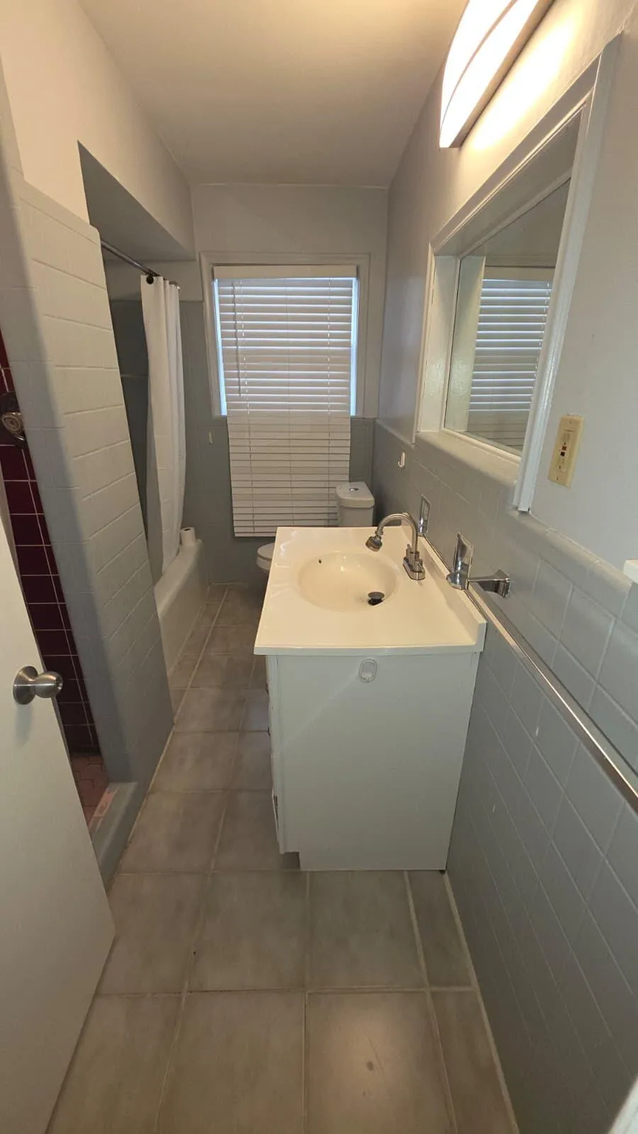 24517 Rosebud Avenue Eastpointe City, MI 48021