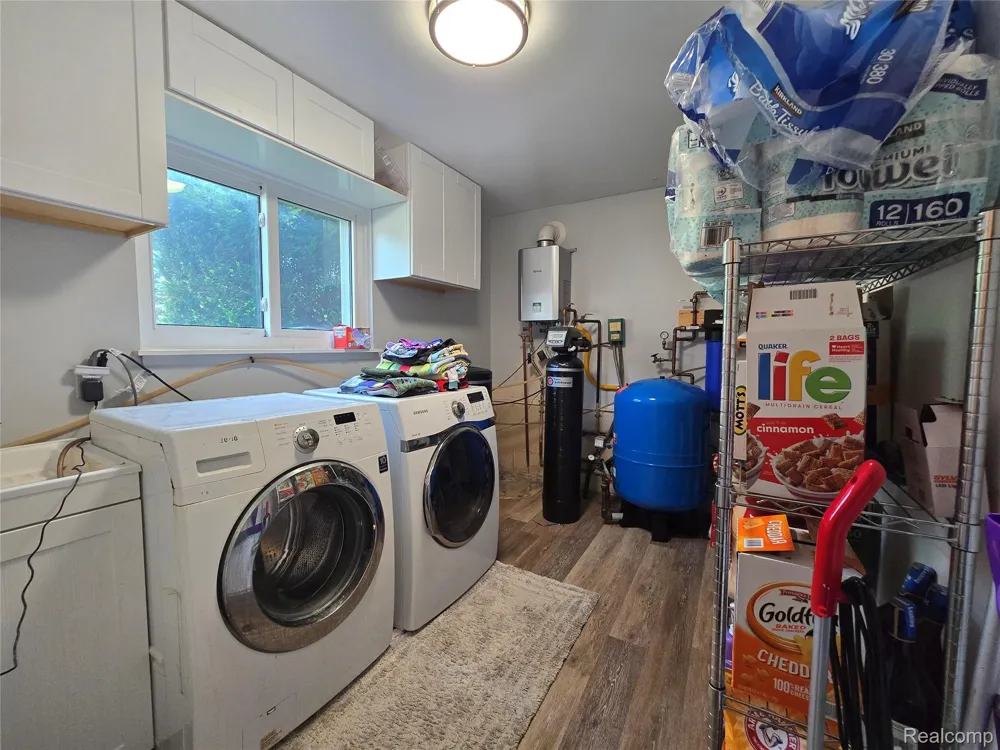 24697 S Cromwell Drive Franklin Village, MI 48025