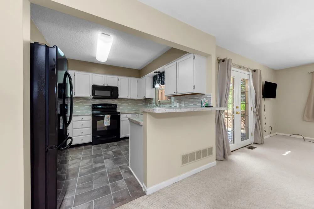 908 Moore Drive Chelsea City, MI 48118