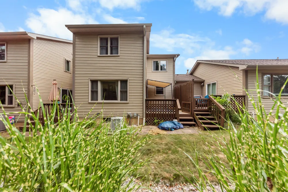 908 Moore Drive Chelsea City, MI 48118